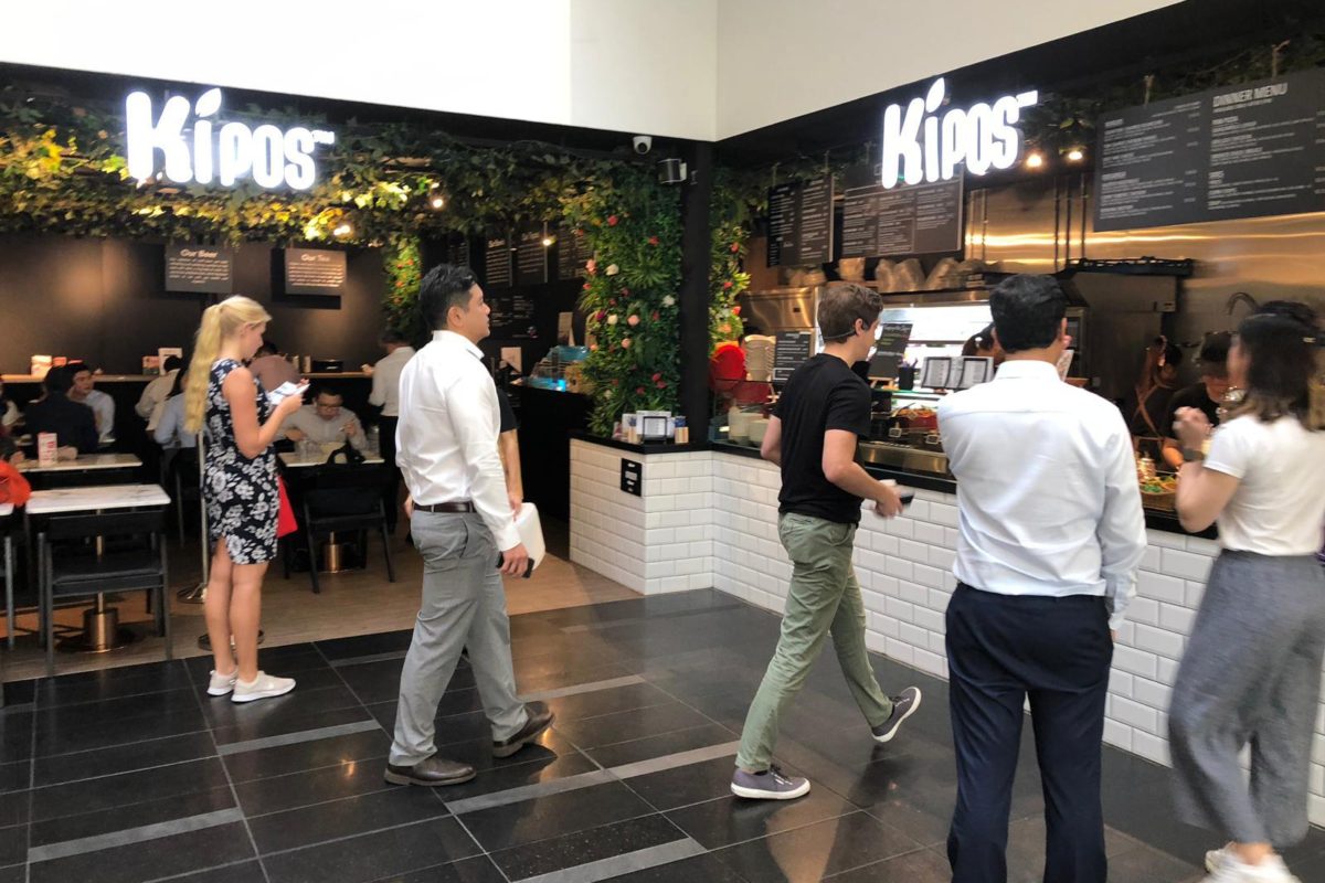Super crowded F&B @ Raffles Place