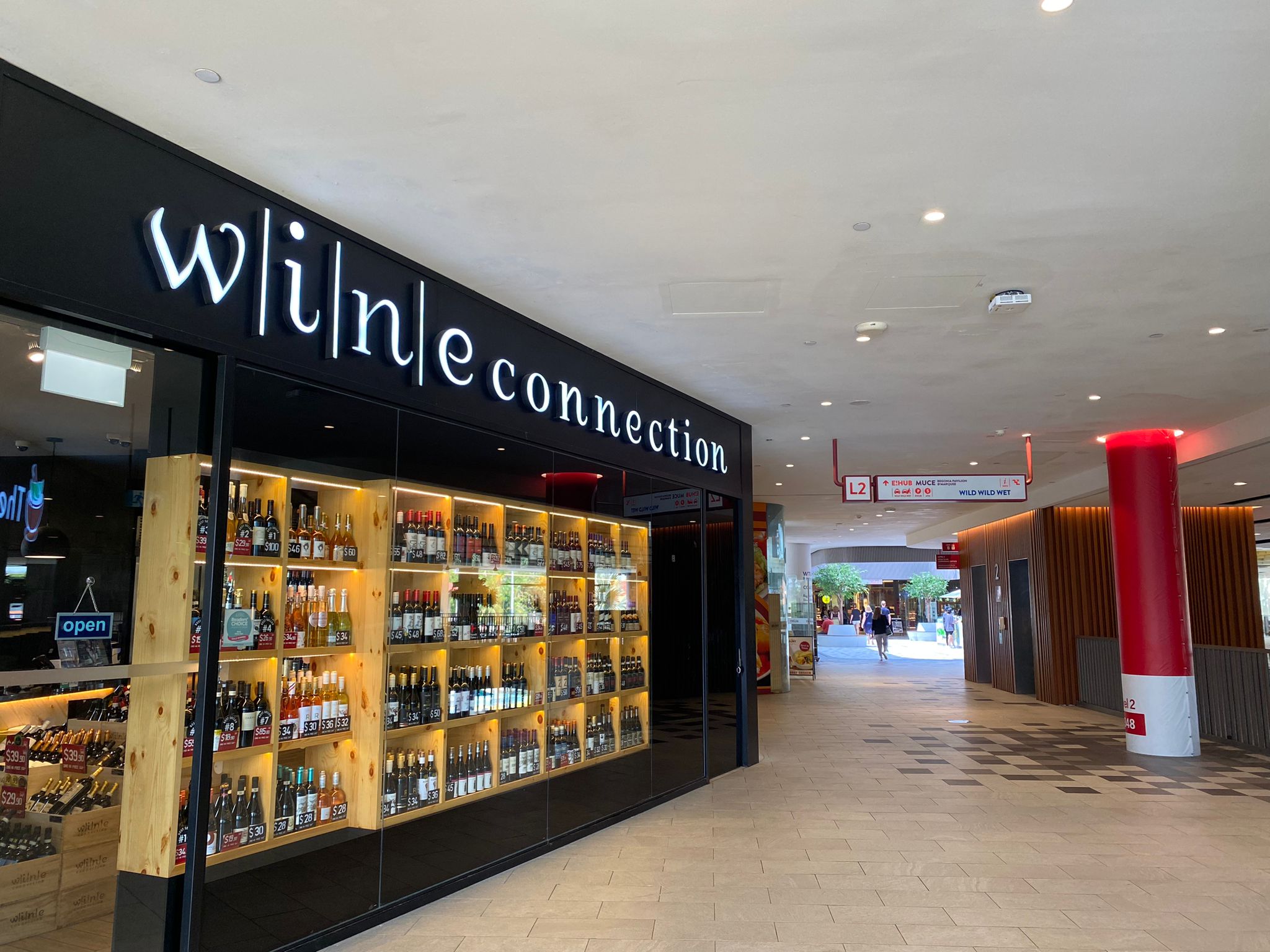 Retail Kiosk @ Downtown East