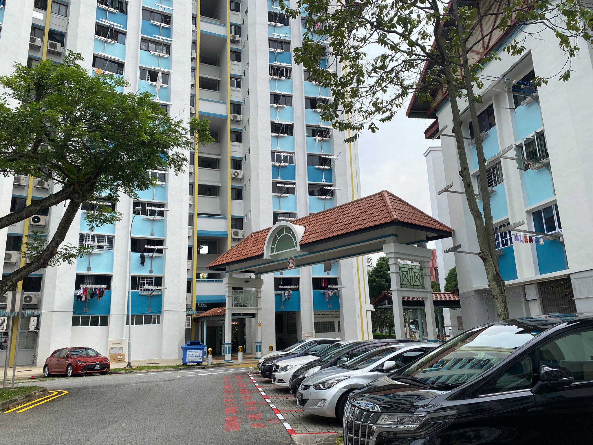 2 storey HDB shop @ Jurong East